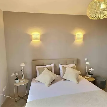 New Luxurious + 2 Bedrooms + Sea View + Pool Apartment Sitio de Calahonda